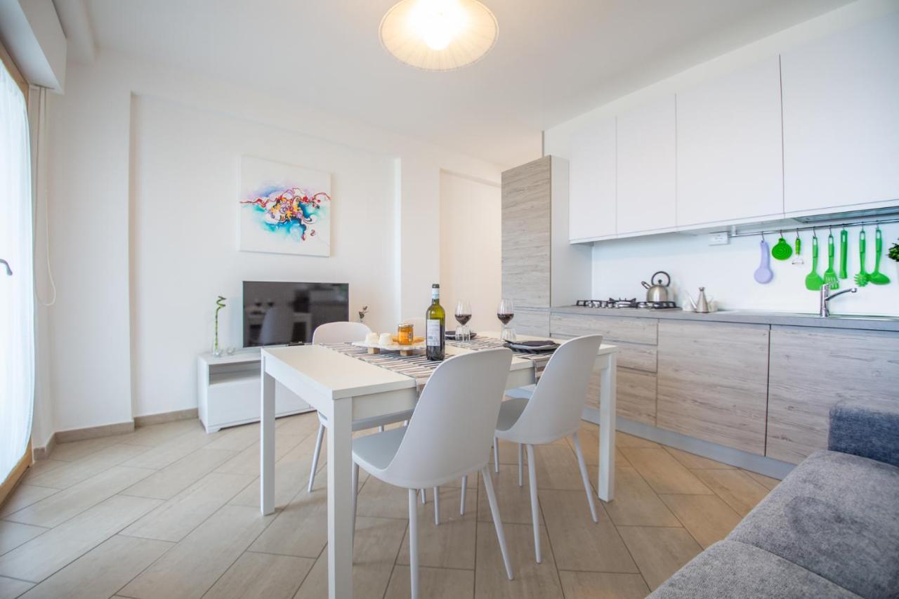 Abruzzodamare Amazing Apartments With Romantic Sea View Francavilla Al Mare Exterior foto